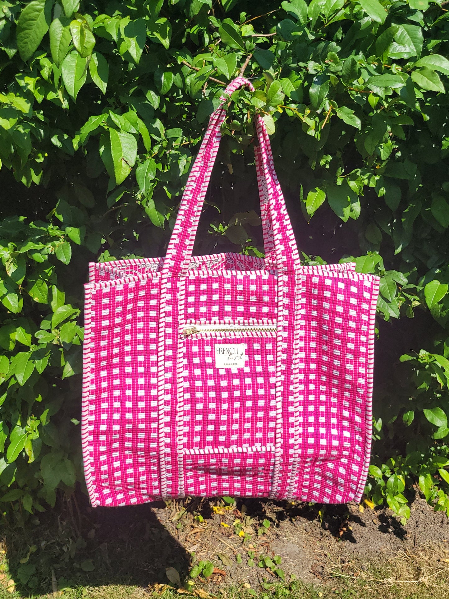 The Premium Gingham Bag Strawberry