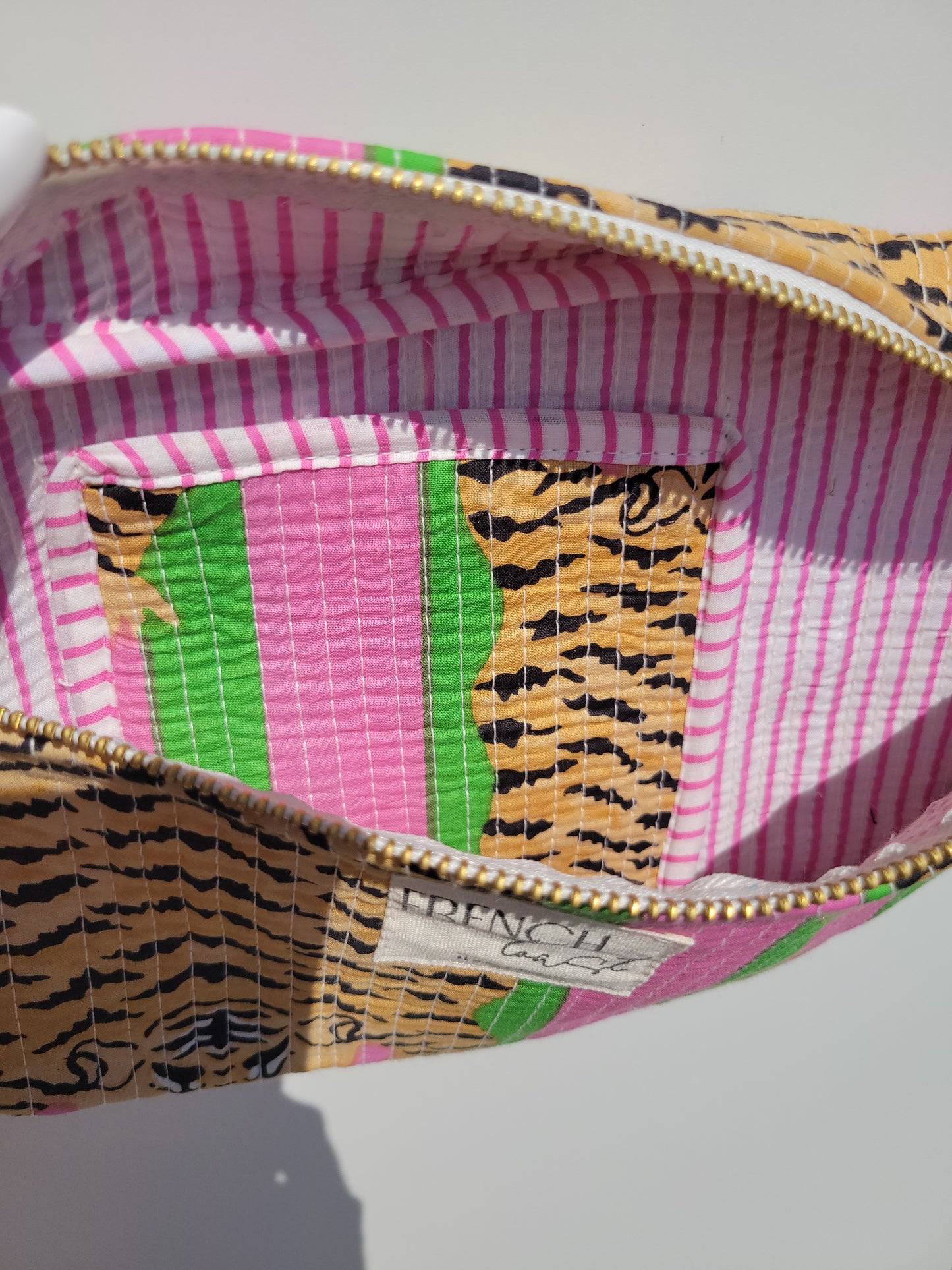 The Essential Sling Green Pink
