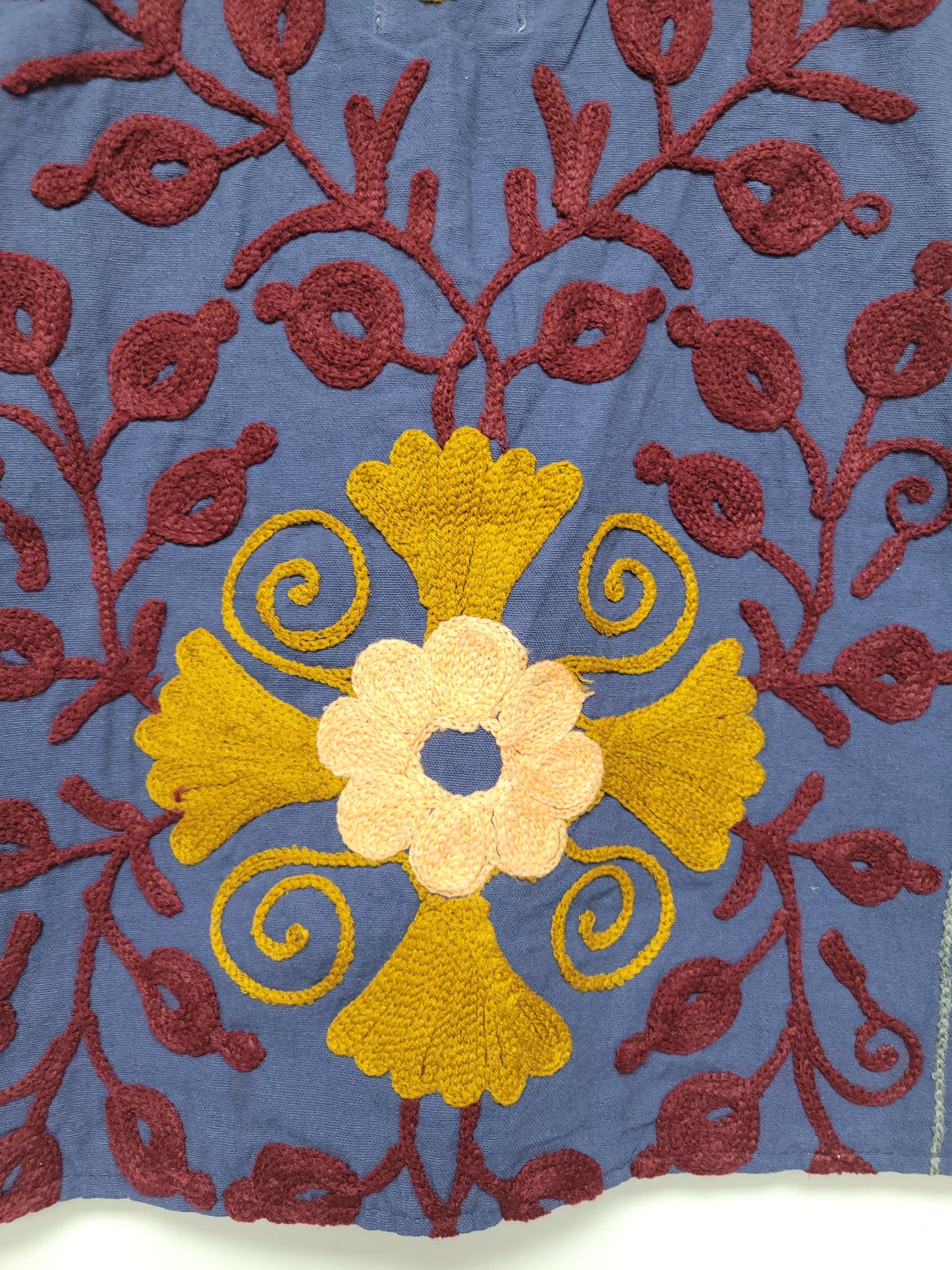 Isla Vest - Blue Burgundy Camel Size S