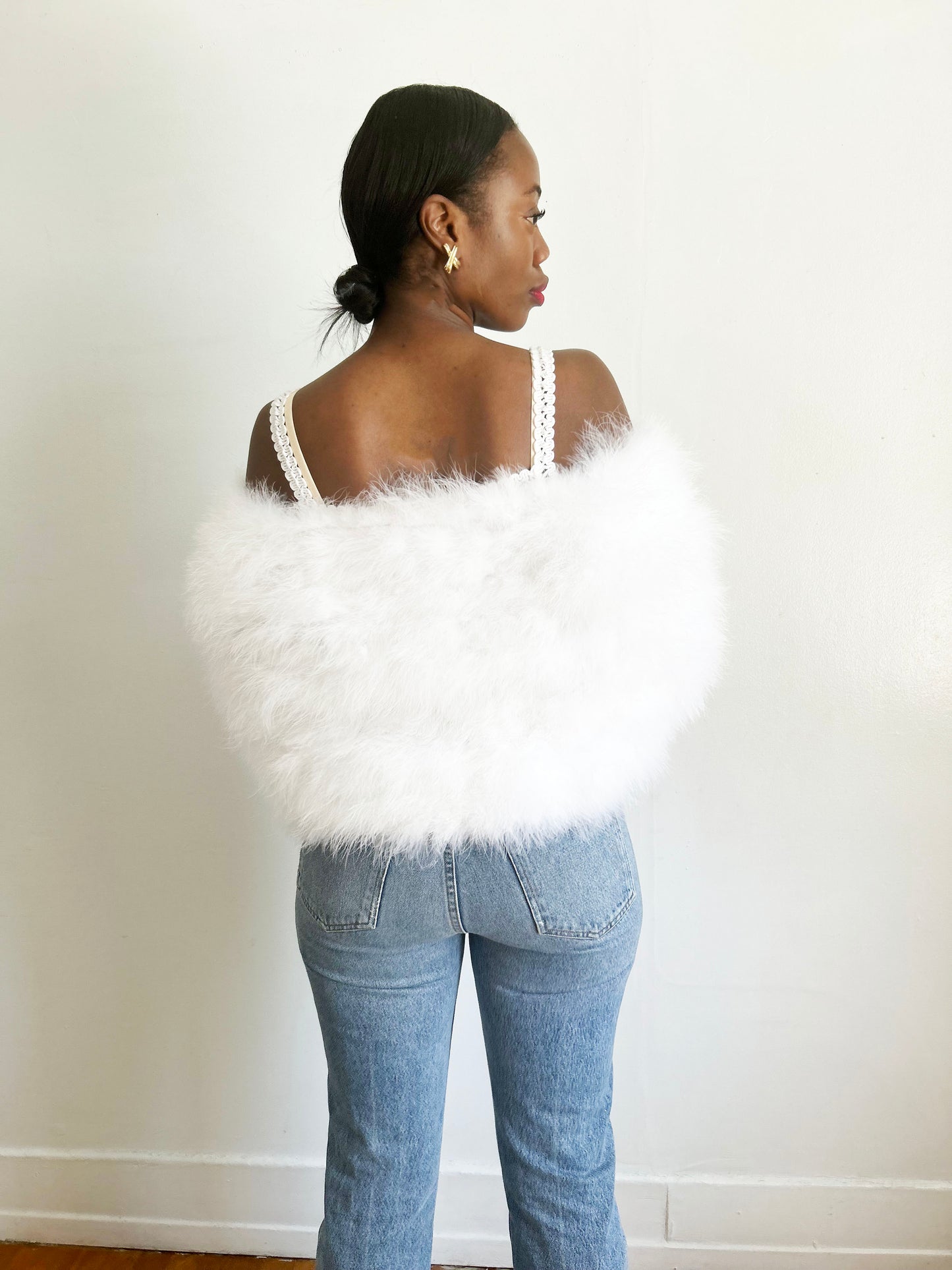 White Vintage Style Feather Shawl