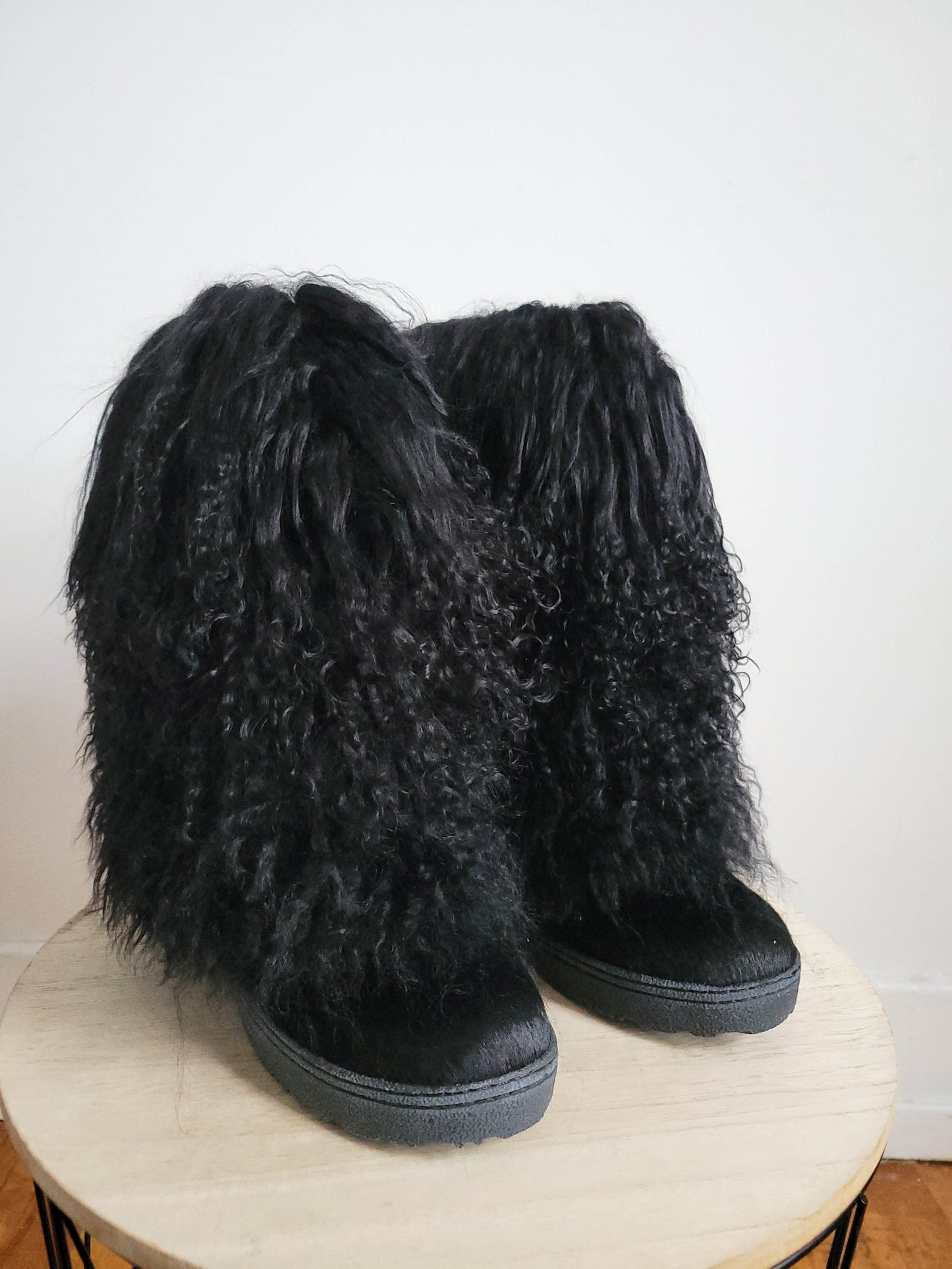Black Shearling Fur Snow Boots