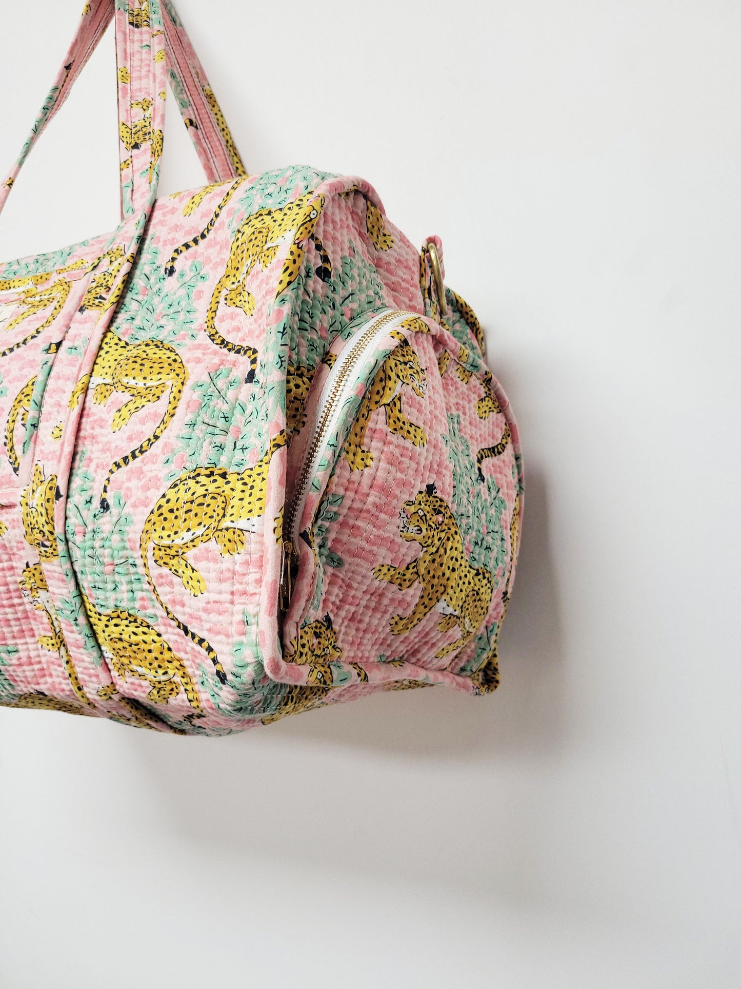 The Ara Duffle Bag Light Pink Leopard