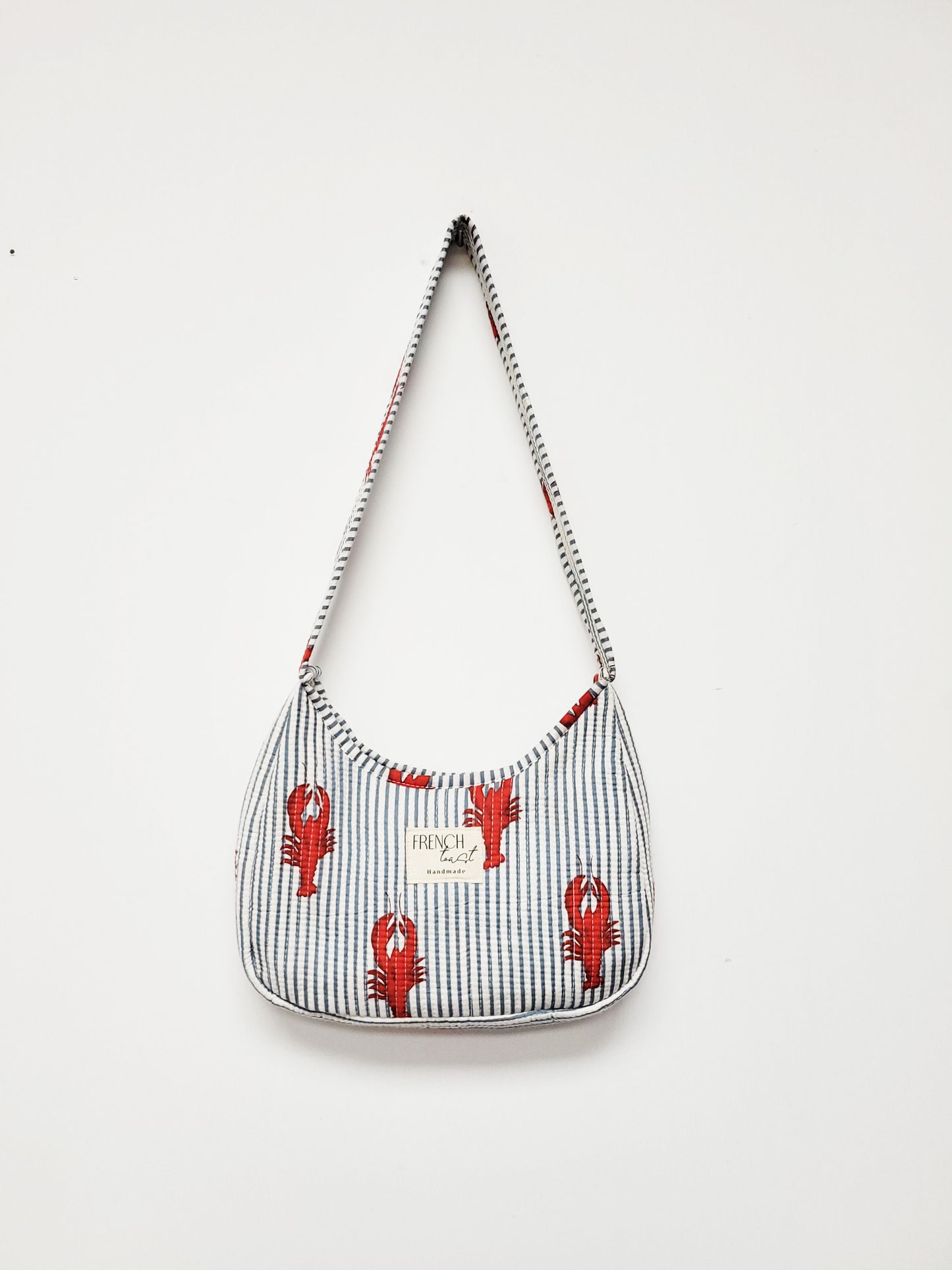 The Shoulder Bag Cherry