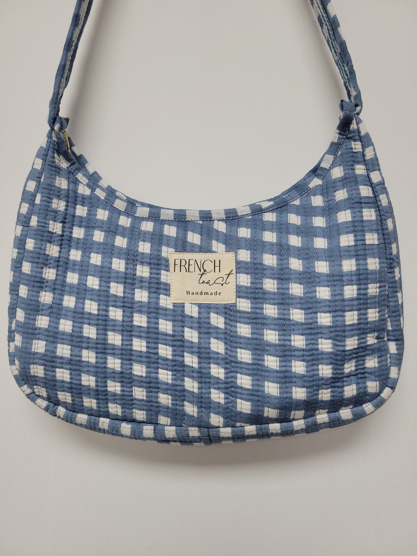 The Shoulder Bag Cherry