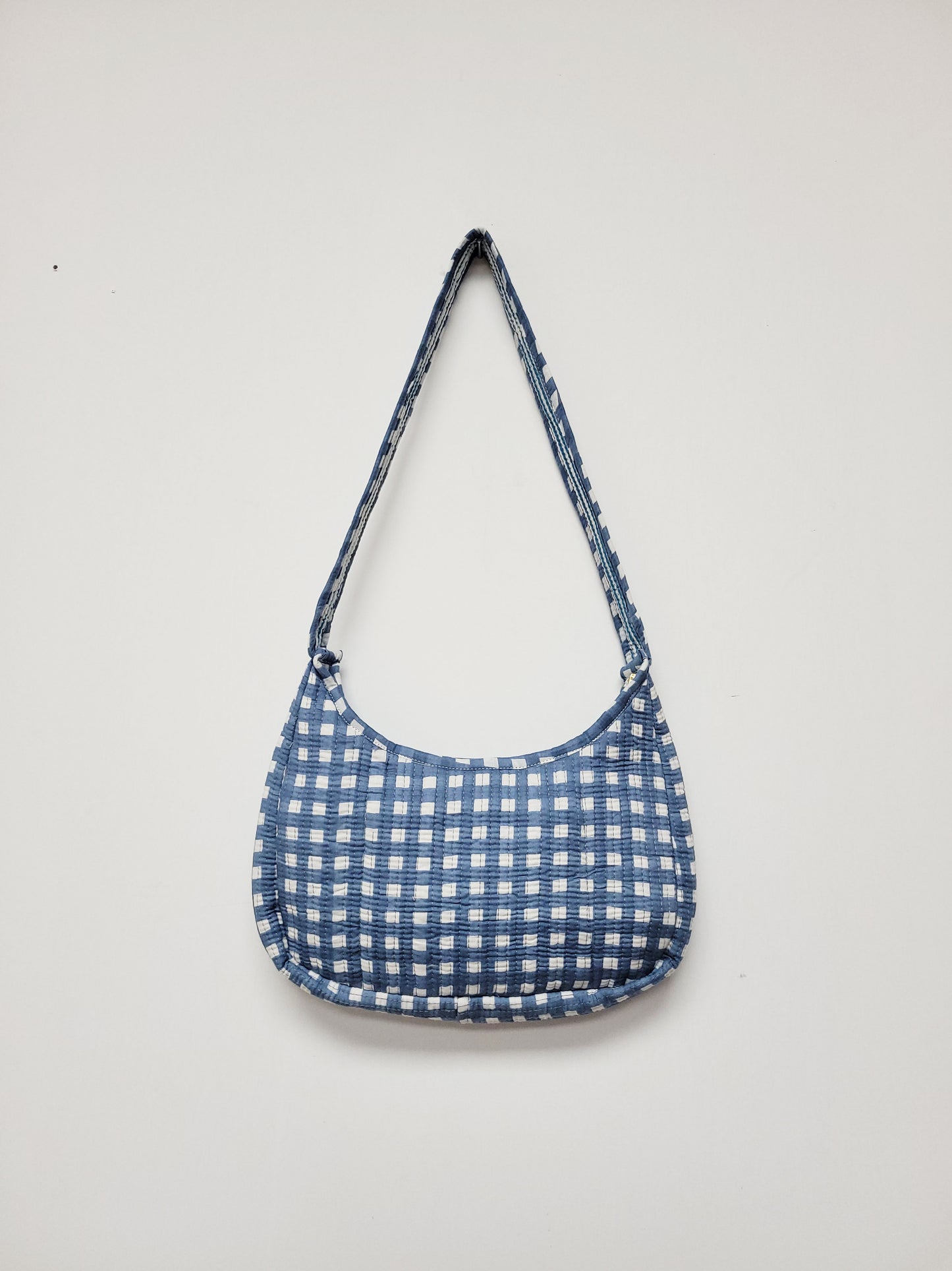 The Shoulder Bag Cherry
